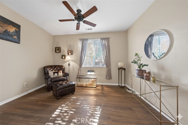 Detail Gallery Image 13 of 27 For 1433 Fallbrook, Beaumont,  CA 92223 - 2 Beds | 2 Baths