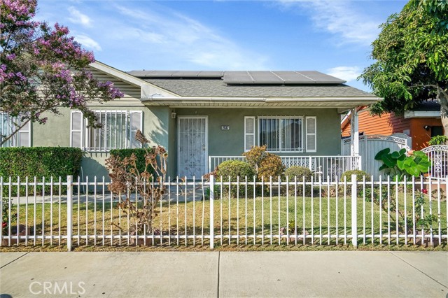 2537 Santa Ana, Los Angeles, CA 90059