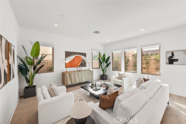 215 Sutters Mill, Irvine CA: https://media.crmls.org/medias/18a2ec7b-30ac-4ec9-a670-130bf791821e.jpg