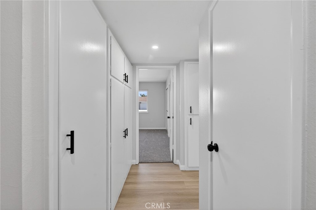 https://media.crmls.org/medias/18a2ee13-eaf8-4faa-9ac7-4ab948cfe151.jpg?preset=X-Large