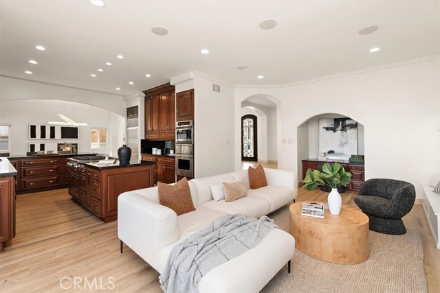 Image 9 of 43 For 23108 Los Codona Avenue