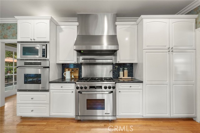 3352 Via Zara, Fallbrook CA: https://media.crmls.org/medias/18a418af-6b23-4364-a51e-ecbbaedc17d2.jpg