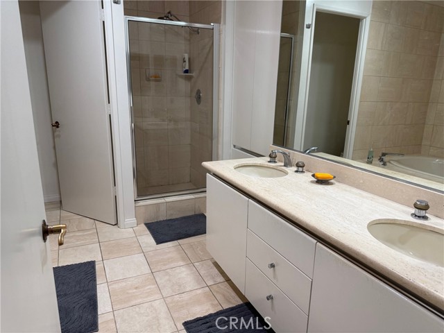 Detail Gallery Image 24 of 38 For 850 E Ocean Bld #B3,  Long Beach,  CA 90802 - 2 Beds | 2/1 Baths