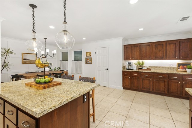 Detail Gallery Image 15 of 31 For 342 Selkirk Drive, Corona,  CA 92881 - 4 Beds | 2/1 Baths
