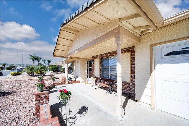 Detail Gallery Image 5 of 39 For 26398 Spaniel Ln, Menifee,  CA 92586 - 2 Beds | 2 Baths