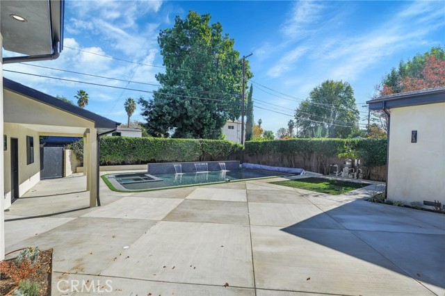 Detail Gallery Image 49 of 53 For 7714 Lasaine Ave, Northridge,  CA 91325 - 3 Beds | 3/1 Baths