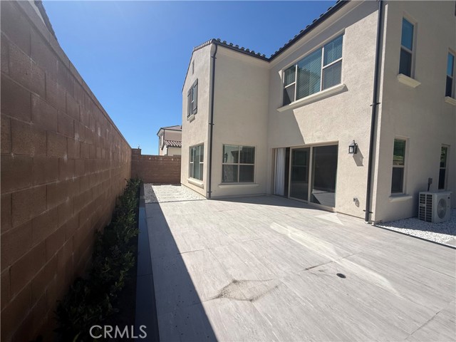 Detail Gallery Image 26 of 28 For 228 Maricopa, Irvine,  CA 92618 - 3 Beds | 2/1 Baths