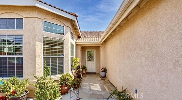 Detail Gallery Image 3 of 23 For 249 Sherman Peak Dr, Bakersfield,  CA 93308 - 3 Beds | 2 Baths