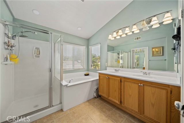 28314 Roman Court, Saugus CA: https://media.crmls.org/medias/18a77668-9896-4f4d-aa7f-73cd17968267.jpg