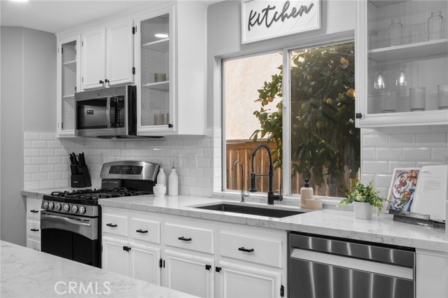 Detail Gallery Image 3 of 40 For 742 Alder St, Beaumont,  CA 92223 - 4 Beds | 3 Baths