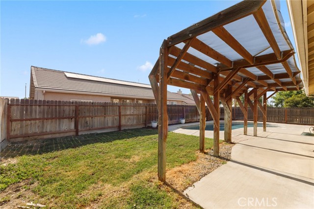 525 Mallard Avenue, Lemoore CA: https://media.crmls.org/medias/18a7fc3f-f586-4f1e-bf56-6b80485d8348.jpg