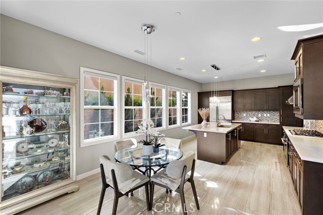 42 Castellana, Lake Forest CA: https://media.crmls.org/medias/18a8264e-8c70-4348-a99d-3b865b179ddc.jpg