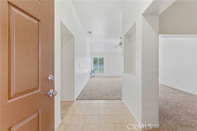 Detail Gallery Image 4 of 32 For 2306 Viso Way, Bakersfield,  CA 93313 - 3 Beds | 2 Baths