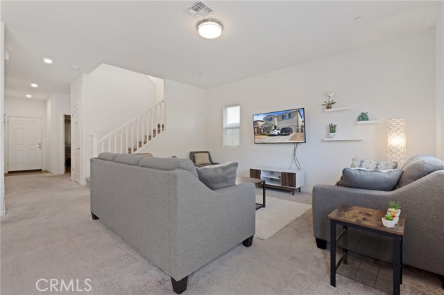 Detail Gallery Image 12 of 42 For 657 Phelps Dr, Merced,  CA 95348 - 6 Beds | 4/1 Baths