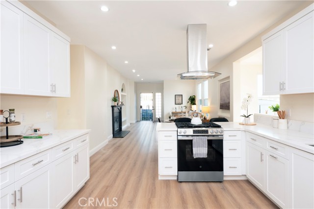 Detail Gallery Image 14 of 45 For 19241 Envoy Ave, Corona,  CA 92881 - 3 Beds | 2 Baths