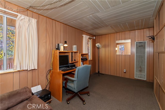 Detail Gallery Image 14 of 19 For 42559 Cedar, Big Bear Lake,  CA 92315 - 2 Beds | 1 Baths