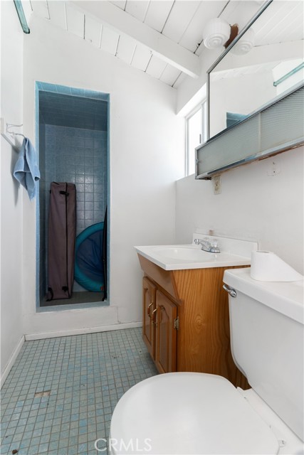 3419 Crest Drive, Bakersfield CA: https://media.crmls.org/medias/18aac78c-a2e6-4c4c-9eef-401768f87291.jpg