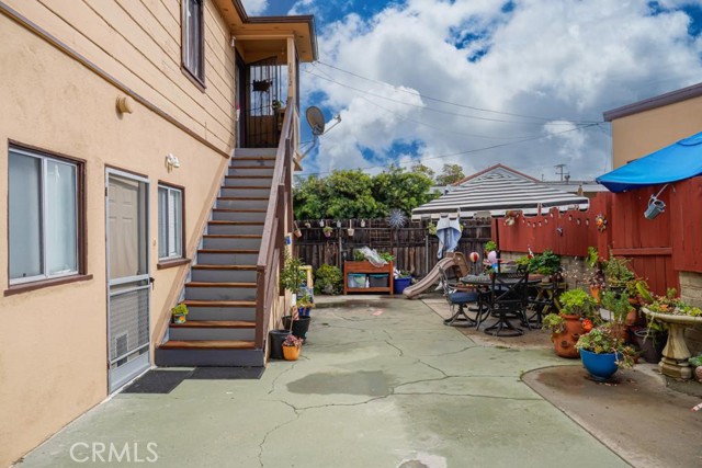 3915 E 11th Street, Long Beach CA: https://media.crmls.org/medias/18ab22fe-d6af-4fc4-9cdd-ae253bcada3f.jpg