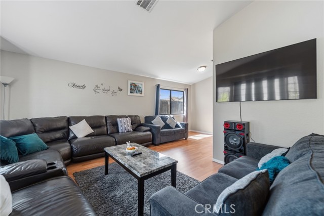 Detail Gallery Image 43 of 61 For 37055 Dawson, Palmdale,  CA 93550 - 3 Beds | 2 Baths