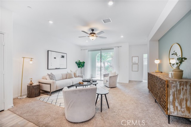 Detail Gallery Image 8 of 52 For 1609 Fig Tree Way, Oceanside,  CA 92056 - 3 Beds | 2/1 Baths