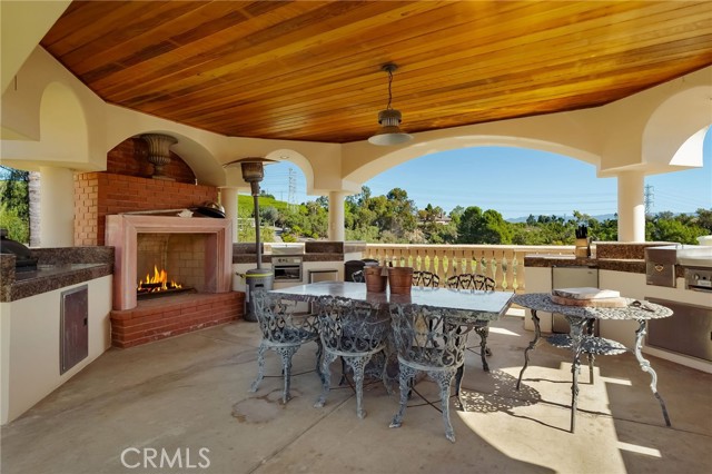 30702 Hilltop Way, San Juan Capistrano CA: https://media.crmls.org/medias/18adaf84-4263-4f16-8403-7bc3ea97ceb9.jpg