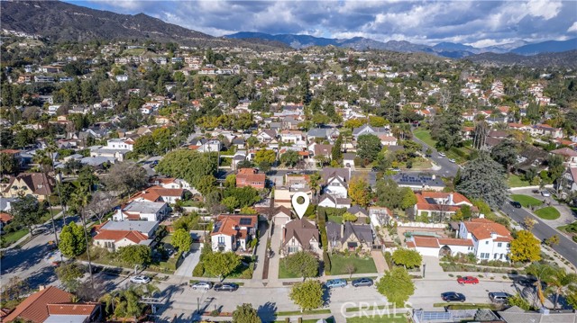 945 Cabrillo Drive photo 3