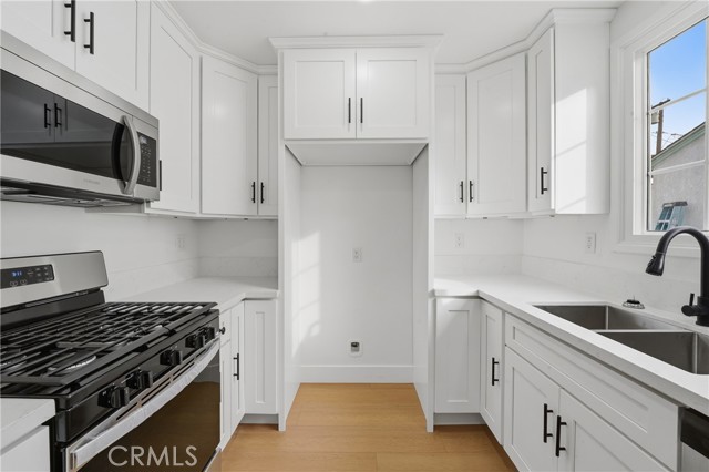 Image 16 of 39 For 2917 Del Amo