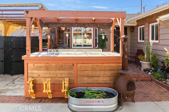 Detail Gallery Image 7 of 56 For 2425 Heather Ave, Long Beach,  CA 90815 - 3 Beds | 3 Baths