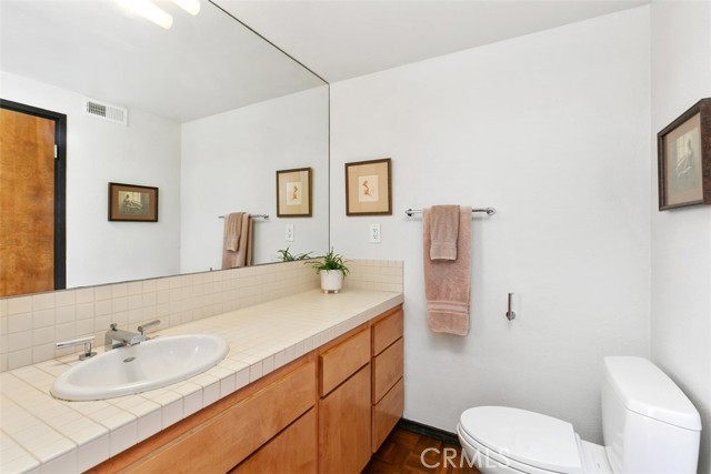Detail Gallery Image 18 of 28 For 24663 Santa Clara Ave #4,  Dana Point,  CA 92629 - 2 Beds | 1/1 Baths