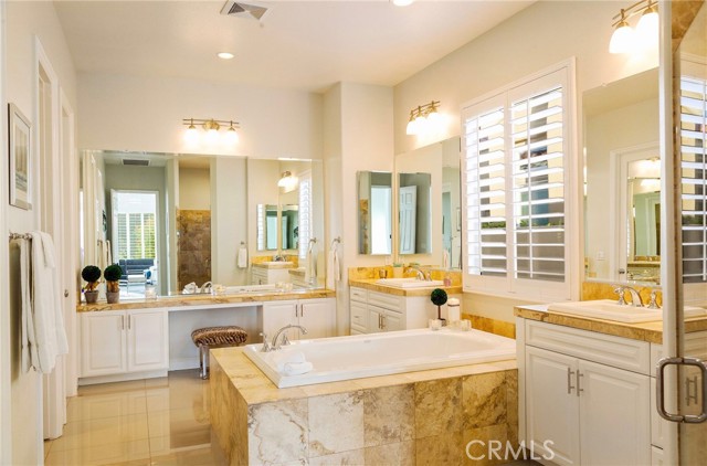 Detail Gallery Image 17 of 43 For 55615 Turnberry Way, La Quinta,  CA 92253 - 4 Beds | 4/1 Baths