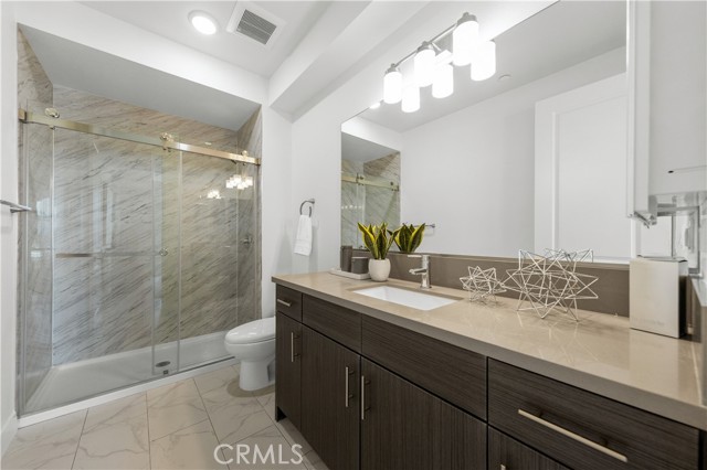 Detail Gallery Image 27 of 66 For 168 S Monterey St #512,  Alhambra,  CA 91801 - 3 Beds | 3/1 Baths