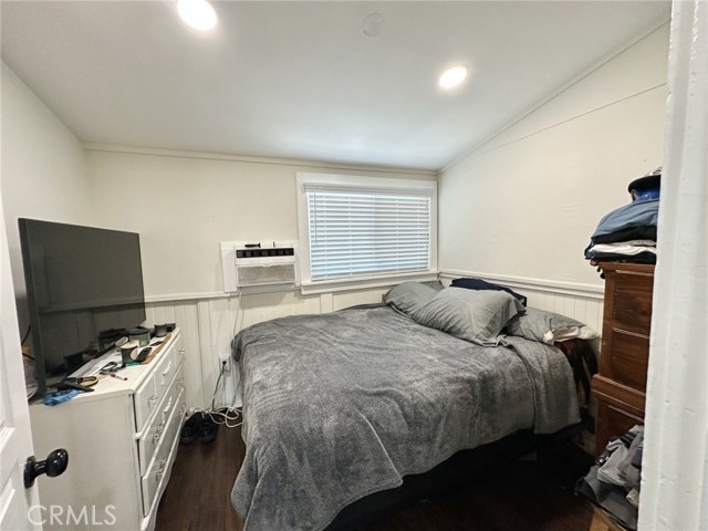 250 SONORA Street, Redlands CA: https://media.crmls.org/medias/18b12851-2f9e-4bc1-8476-130af268ec92.jpg