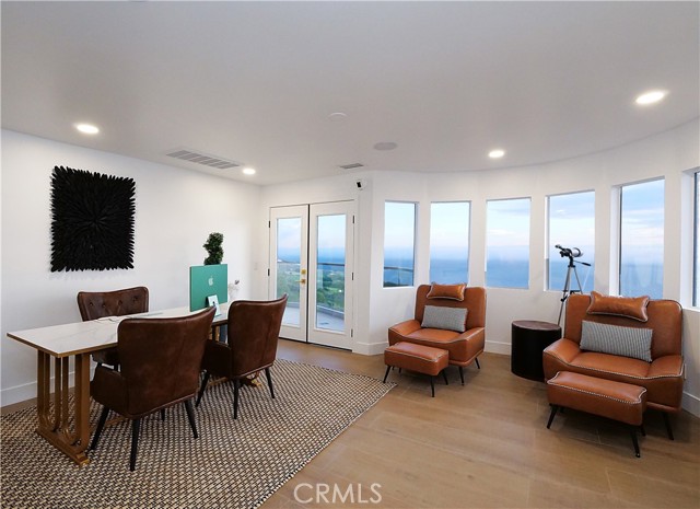 Detail Gallery Image 25 of 54 For 32551 Seacliff Dr, Rancho Palos Verdes,  CA 90275 - 4 Beds | 3/1 Baths