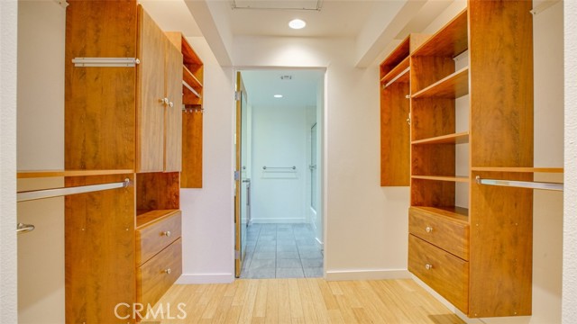 Detail Gallery Image 32 of 55 For 4705 Whitsett #106,  Studio City,  CA 91604 - 2 Beds | 2 Baths