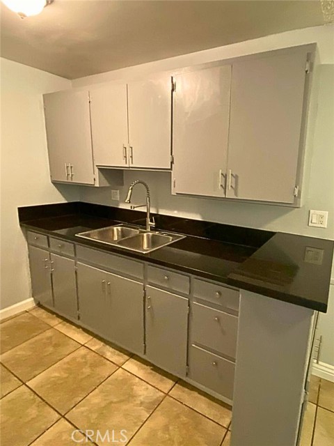 Detail Gallery Image 9 of 13 For 811 Orchid Ct a,  Upland,  CA 91786 - 2 Beds | 2 Baths