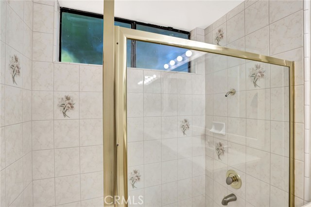 10938 Remmet Avenue, Chatsworth CA: https://media.crmls.org/medias/18b3bf47-b76b-419c-ac53-3caf612ba9a7.jpg