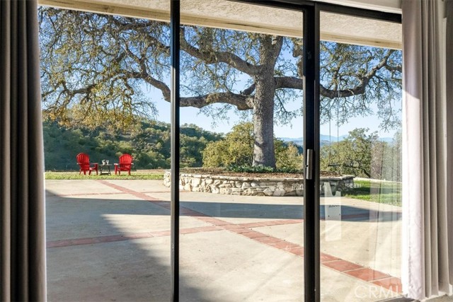 Detail Gallery Image 28 of 62 For 7975 Nacimiento Lake Dr, Paso Robles,  CA 93446 - 6 Beds | 3/1 Baths