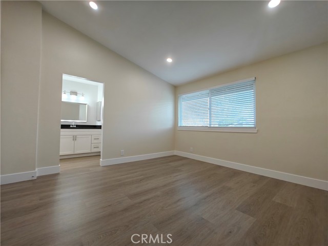 Detail Gallery Image 14 of 31 For 4 Brookmont, Irvine,  CA 92604 - 3 Beds | 2/1 Baths