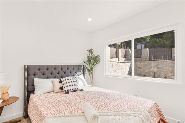 Detail Gallery Image 13 of 15 For 503 Oleander, Los Angeles,  CA 90042 - 4 Beds | 2 Baths