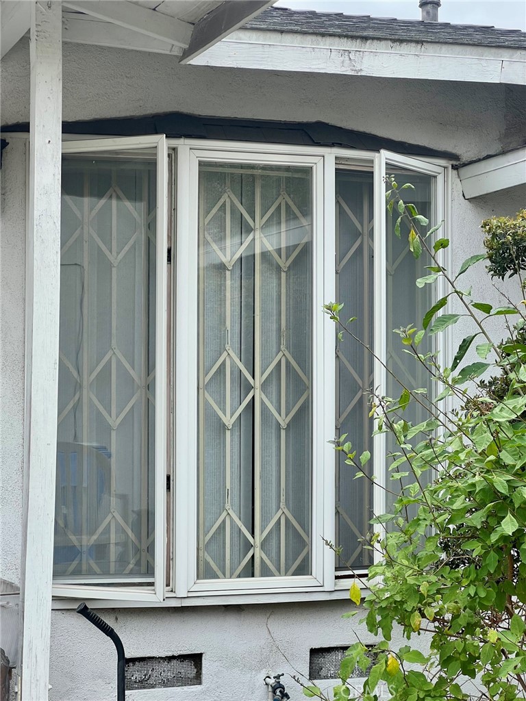 https://media.crmls.org/medias/18b4ffda-0282-437e-9282-b3706cb74de4.jpg?preset=X-Large