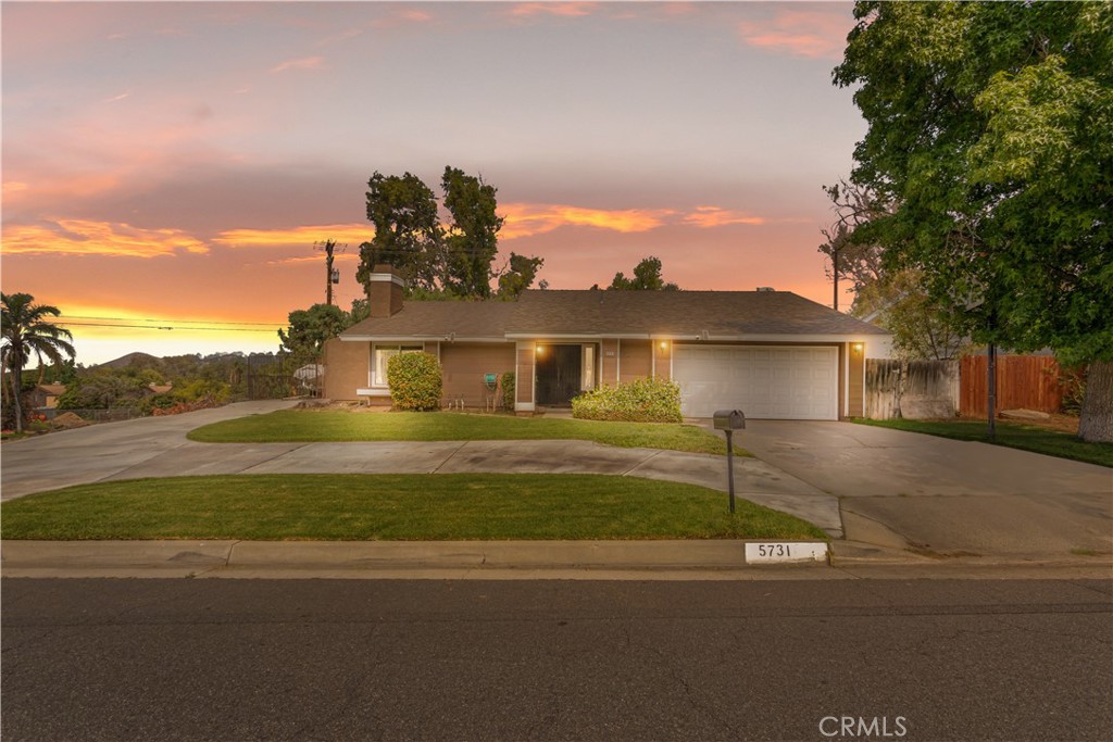 5731 Camino Real