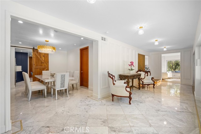 Detail Gallery Image 22 of 70 For 2065 E Altadena, Altadena,  CA 91001 - 7 Beds | 9 Baths