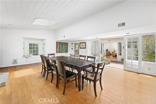 Detail Gallery Image 11 of 32 For 317 Walnut St, Costa Mesa,  CA 92627 - 4 Beds | 2 Baths