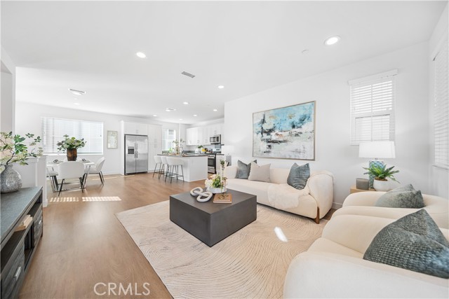 Detail Gallery Image 8 of 49 For 11016 Getaway Dr, Rancho Cucamonga,  CA 91730 - 3 Beds | 2/1 Baths