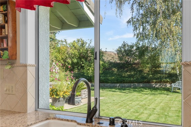 Detail Gallery Image 20 of 63 For 10684 Lakeview Rd, Yucaipa,  CA 92399 - 4 Beds | 3 Baths