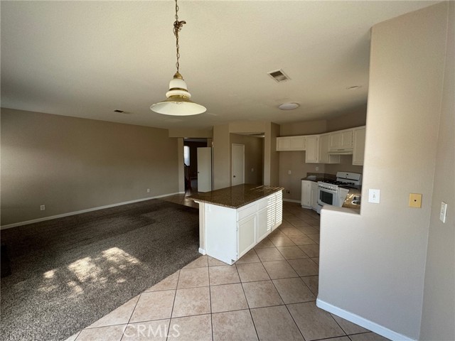 Detail Gallery Image 13 of 34 For 43534 Amazon St, Hemet,  CA 92544 - 4 Beds | 2/1 Baths