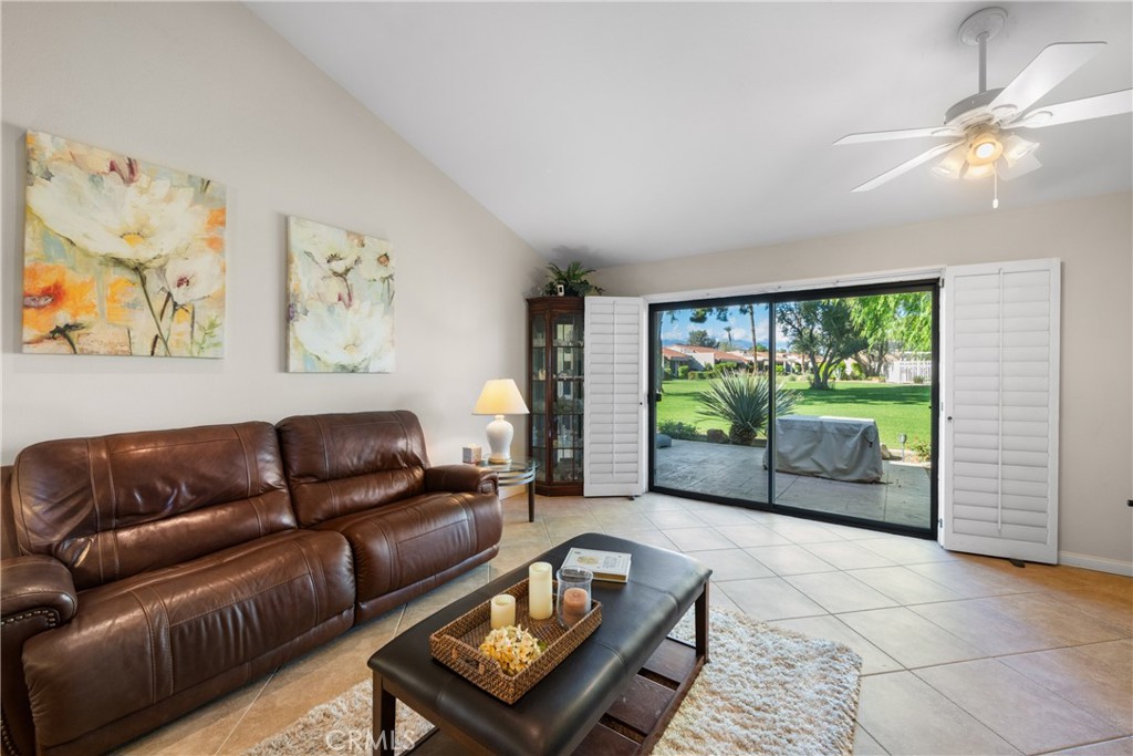 MLS #OC25260495 image #6