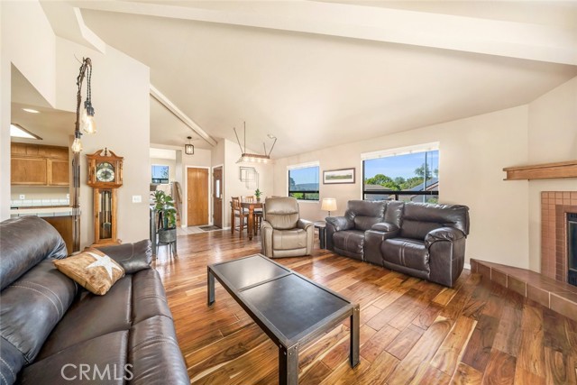 Detail Gallery Image 4 of 48 For 1587 La Cita Court, San Luis Obispo,  CA 93401 - 3 Beds | 2 Baths