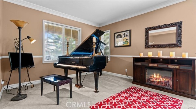 Image 12 of 65 For 13726 Kiwi Avenue