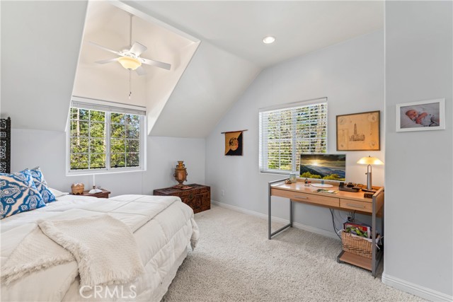 Detail Gallery Image 28 of 72 For 197 Massive Rd, Lake Arrowhead,  CA 92317 - 4 Beds | 3/1 Baths